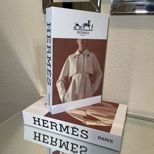 Coffee table book(box)